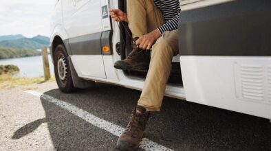 Mighty camper Nieuw-Zeeland schoenen aandoen