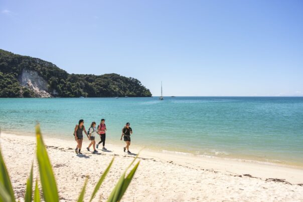 Abel Tasman National park hiking wandelen