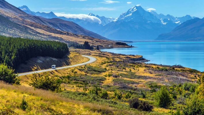 Weg naar Aoraki Mount Cook National Park