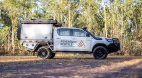 Adventure Rentals Toyota Hilux 4WD enkele daktent met gesloten tent